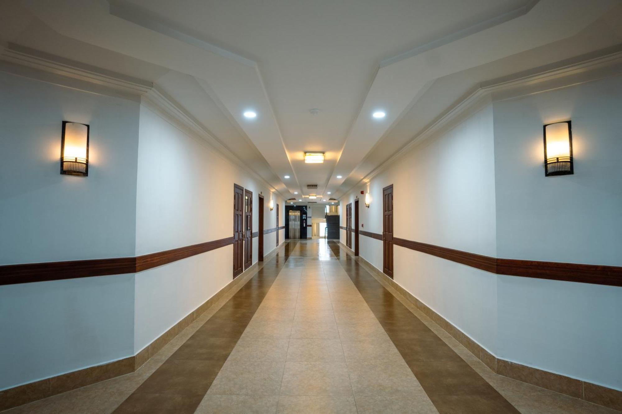 Hamptons Apartments Phnom Penh Extérieur photo